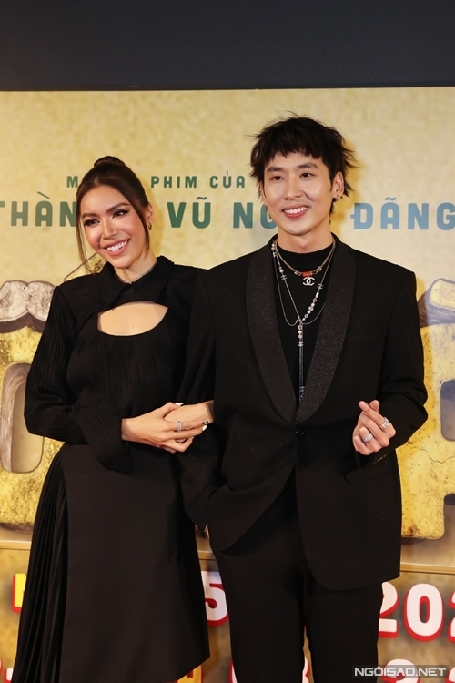 Siêu mẫu Minh Tú và diễn viên Tuấn Trần.