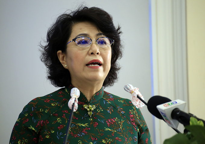 Bà Tô Thị Bích Châu, Chủ tịch MTTQ Việt Nam TP HCM phát biểu tại hội nghị sáng nay. Ảnh: Hữu Công.