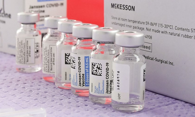 Vaccine Johnson & Johnson được triển khai ở bang California hôm 25/3. Ảnh: AFP.